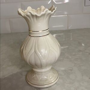 Belleek Irish Lotus Spill Vase porcelain.  Gold trim fluted top